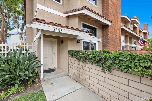 21038 Poolside, Huntington Beach, CA 92648