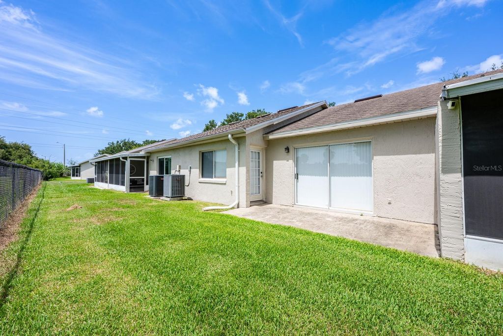 Image 12 of property listing at 13329 LAVER LANE, Orlando, FL 32824