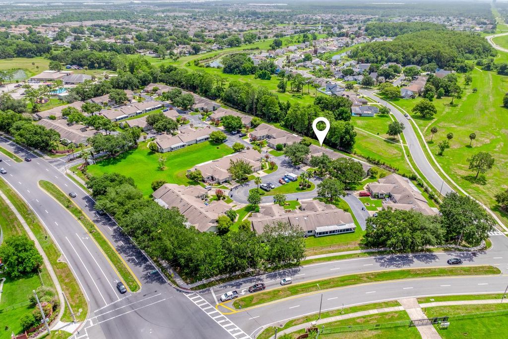 Image 16 of property listing at 13329 LAVER LANE, Orlando, FL 32824