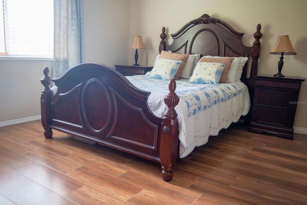 Image 10 of property listing at 13329 LAVER LANE, Orlando, FL 32824