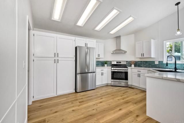 3466 Don Lorenzo Dr, Carlsbad, CA 92010