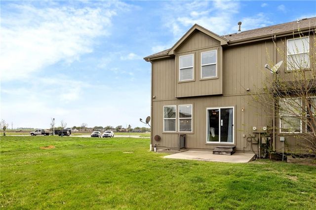 201 N LAUREL Street, Gardner, KS 66030