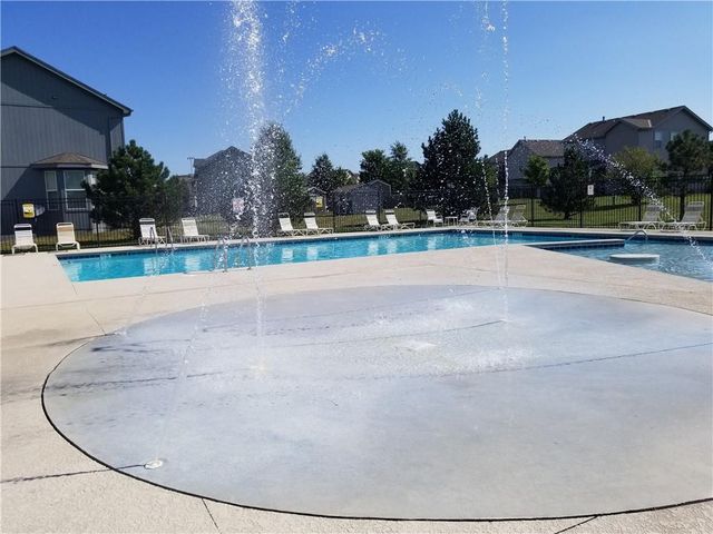 201 N LAUREL Street, Gardner, KS 66030