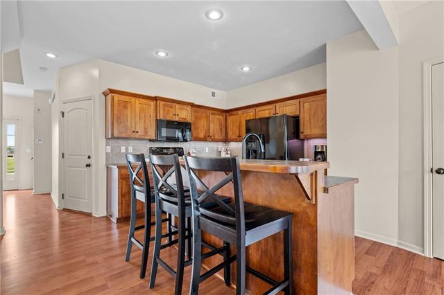 201 N LAUREL Street, Gardner, KS 66030