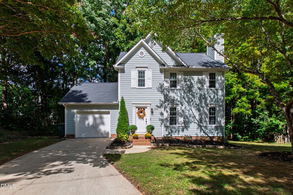 226 Amberglow Place, Cary, NC 27513