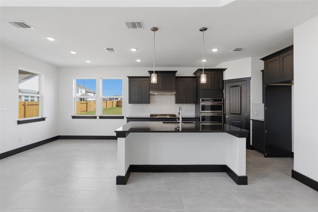 19136 Kleingrass LN, Pflugerville, TX 78660