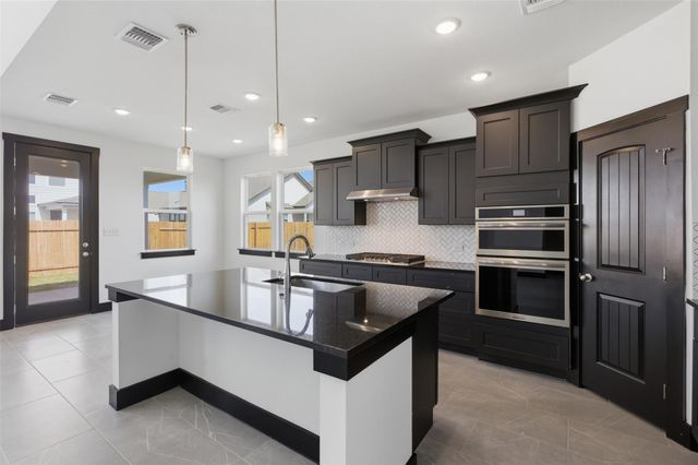 19136 Kleingrass LN, Pflugerville, TX 78660