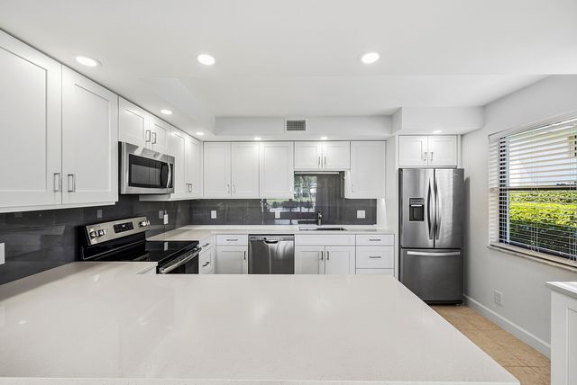 3682 Quail Ridge Drive N Green Heron S, Boynton Beach, FL 33436