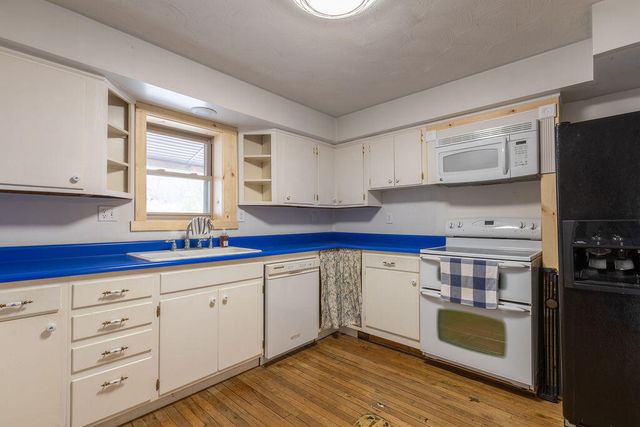 41 Blue Hall Road, Olive Hill, KY 41164