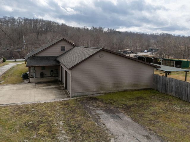 41 Blue Hall Road, Olive Hill, KY 41164