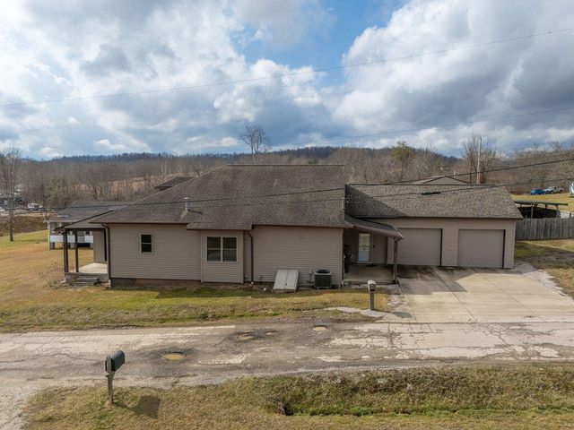 41 Blue Hall Road, Olive Hill, KY 41164