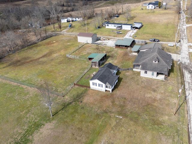 41 Blue Hall Road, Olive Hill, KY 41164