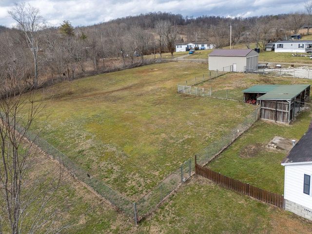 41 Blue Hall Road, Olive Hill, KY 41164