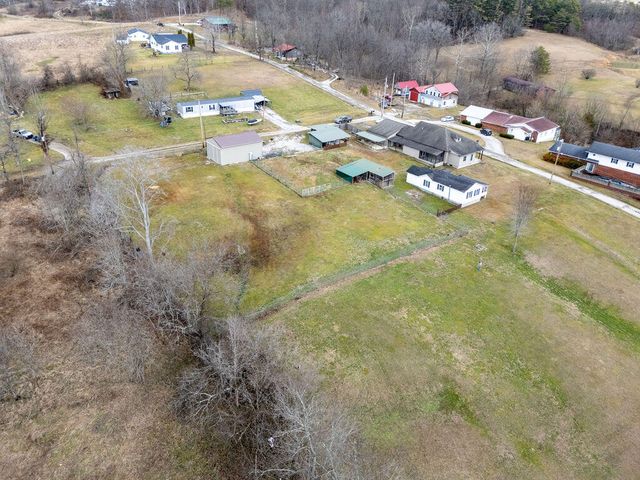 41 Blue Hall Road, Olive Hill, KY 41164