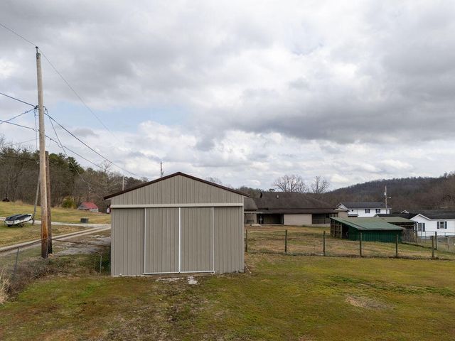 41 Blue Hall Road, Olive Hill, KY 41164