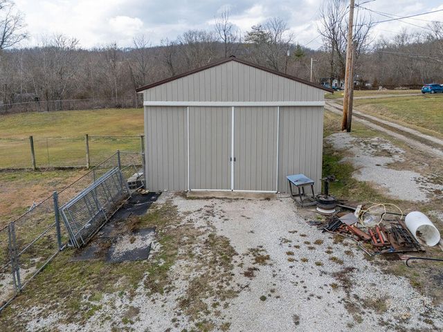 41 Blue Hall Road, Olive Hill, KY 41164