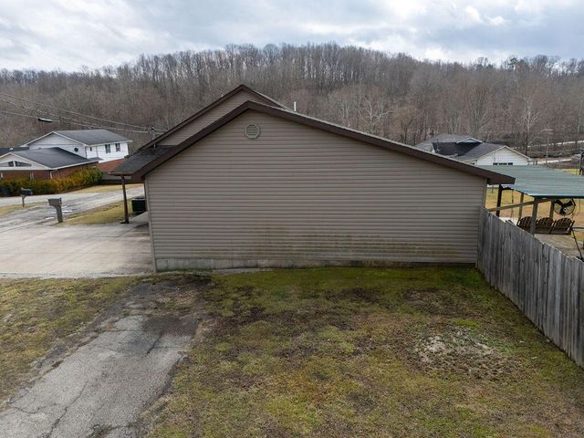 41 Blue Hall Road, Olive Hill, KY 41164