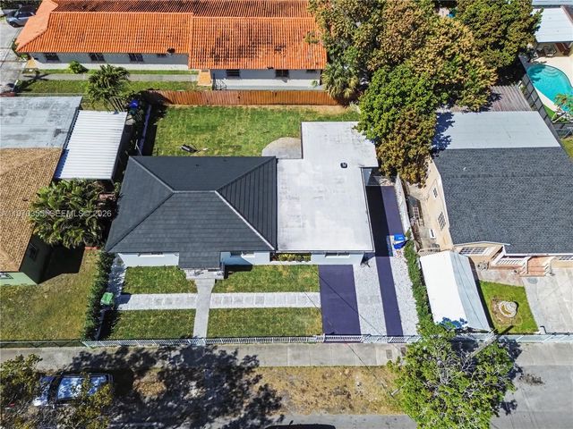 1530 SW 24th Ave, Miami, FL 33145