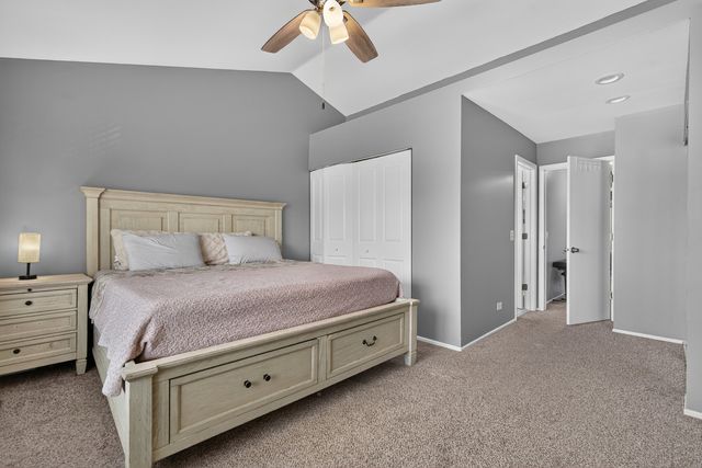 197 Rob Roy Court, Schaumburg, IL 60194