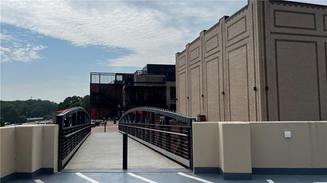 995 Old Spring Way, Sugar Hill, GA 30518