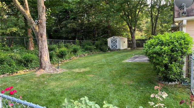 995 Old Spring Way, Sugar Hill, GA 30518