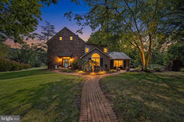 741 WYNDAMERE RD, Lewisberry, PA 17339