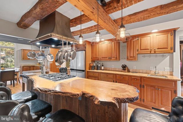 741 WYNDAMERE RD, Lewisberry, PA 17339