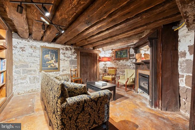 741 WYNDAMERE RD, Lewisberry, PA 17339