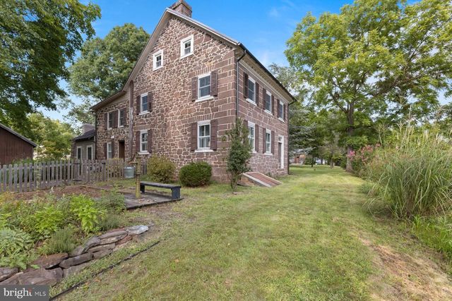 741 WYNDAMERE RD, Lewisberry, PA 17339