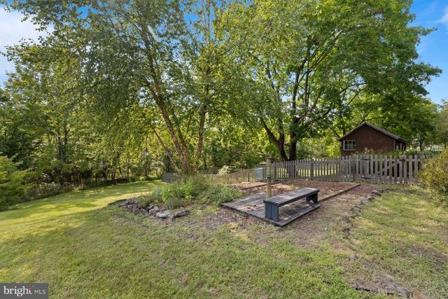 741 WYNDAMERE RD, Lewisberry, PA 17339