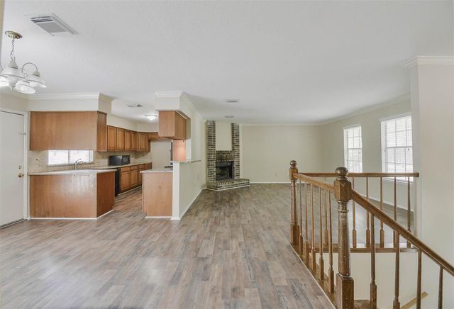 2915 Valley Rose Drive, Kingwood, TX 77339