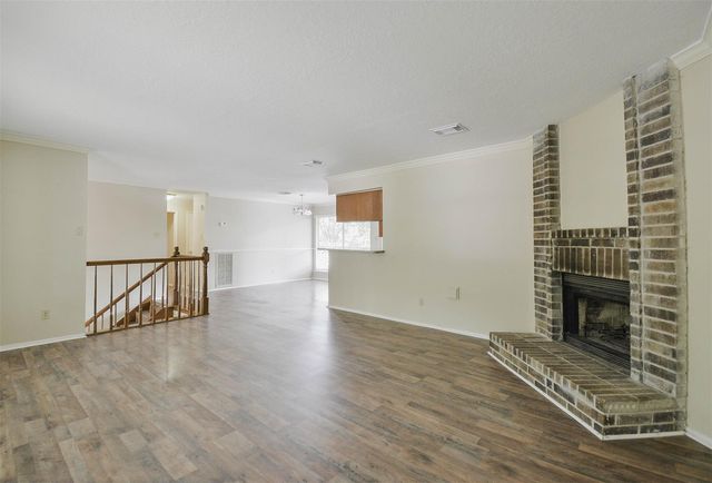 2915 Valley Rose Drive, Kingwood, TX 77339