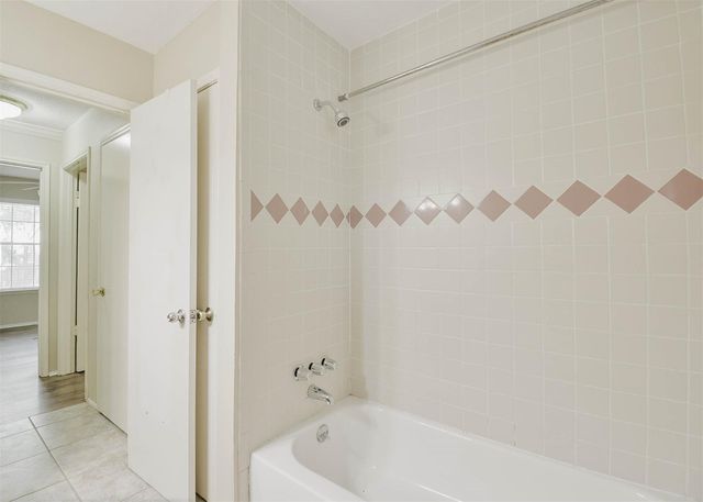 2915 Valley Rose Drive, Kingwood, TX 77339