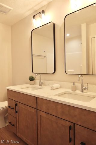 452 Bordeaux Boulevard, Broadview Heights, OH 44147