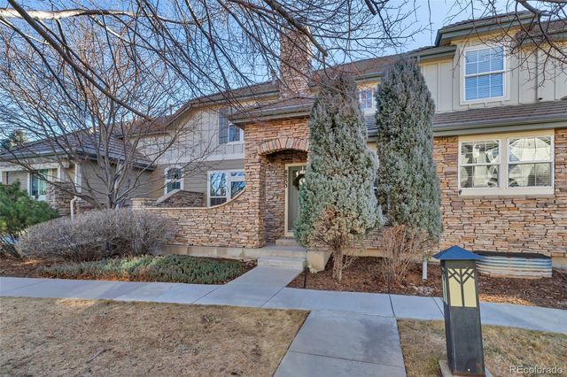 8853 Edinburgh Circle, Highlands Ranch, CO 80129