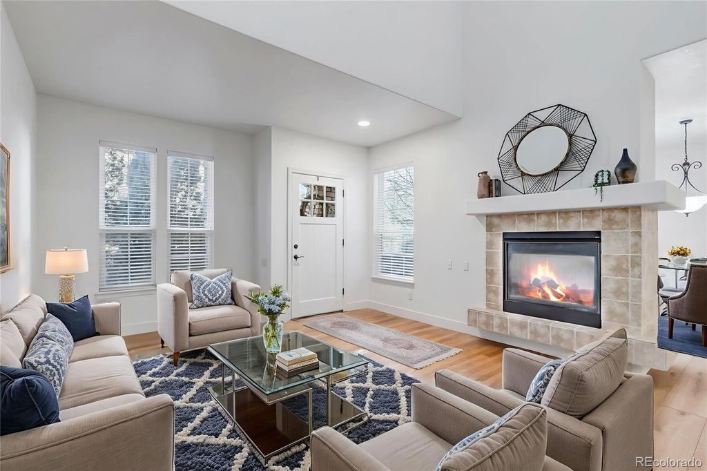 8853 Edinburgh Circle, Highlands Ranch, CO 80129