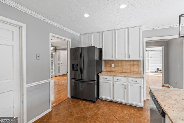 586 Clubland Circle SE, Conyers, GA 30094