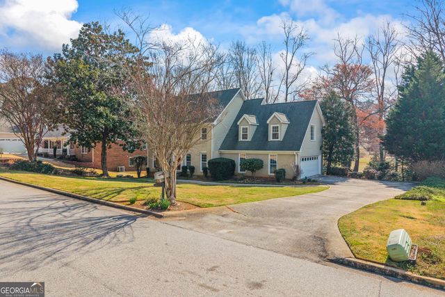 586 Clubland Circle SE, Conyers, GA 30094