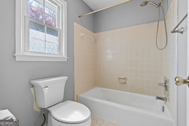 586 Clubland Circle SE, Conyers, GA 30094