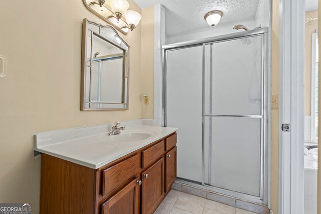 586 Clubland Circle SE, Conyers, GA 30094