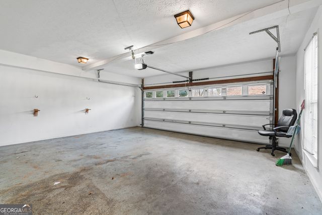 586 Clubland Circle SE, Conyers, GA 30094