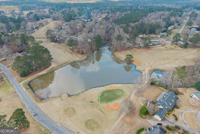 586 Clubland Circle SE, Conyers, GA 30094