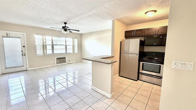 79 Lyndhurst D, Deerfield Beach, FL 33442