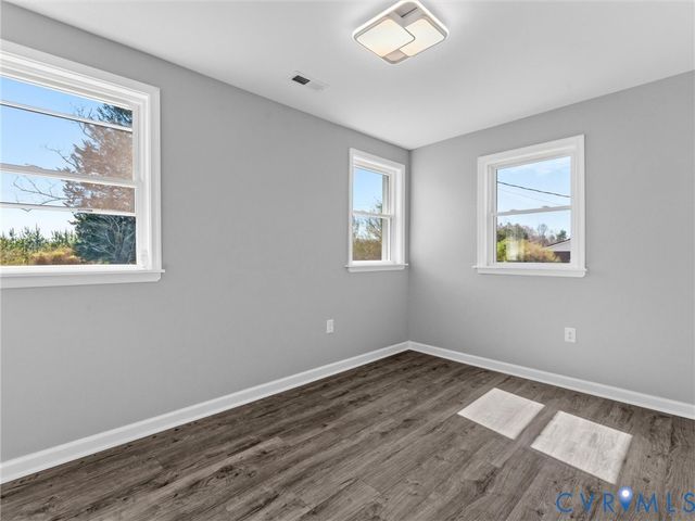 14530 Lodore Rd, Amelia, VA 23002