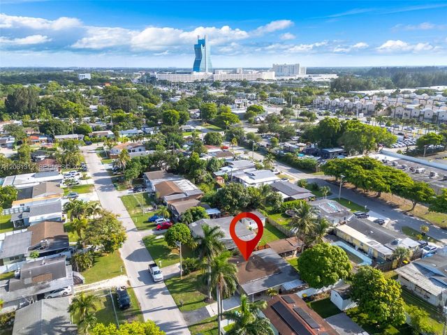 4873 SW 44th Ter, Dania Beach, FL 33314