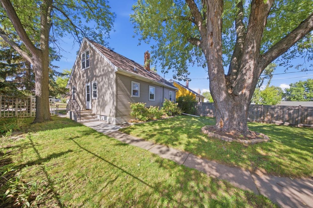 1446 Dale Street N, Saint Paul, MN 55117 — photo 4
