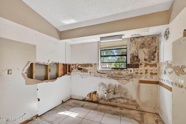 971 Gannet Avenue NW, Palm Bay, FL 32907