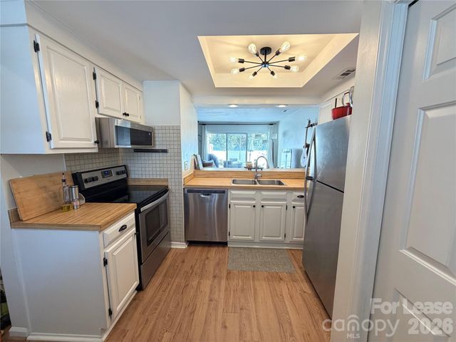 2757 Von Thuringer Court, Charlotte, NC 28210