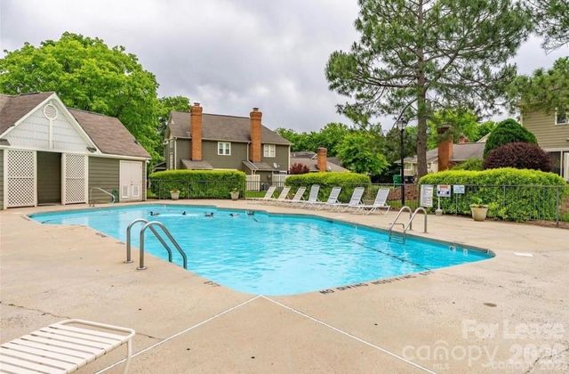 2757 Von Thuringer Court, Charlotte, NC 28210