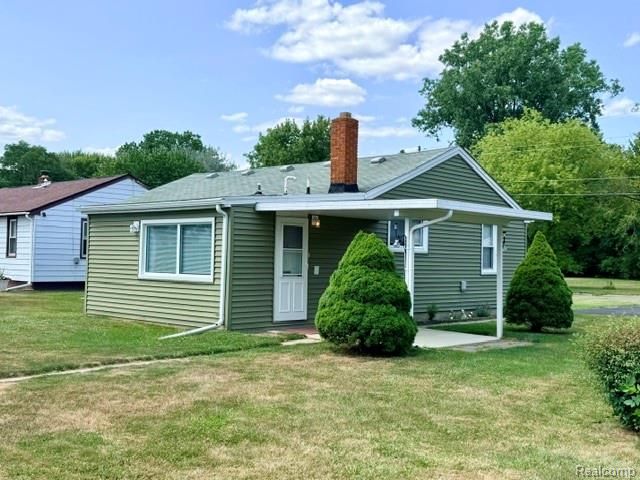 6212 Roberta Street, Burton, MI 48509